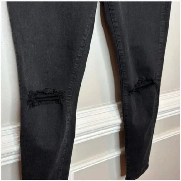 Madewell High-Rise Roadtripper Jeans in Davie Wash: Knee-Rip Edition Size 32 - Picture 5 of 8